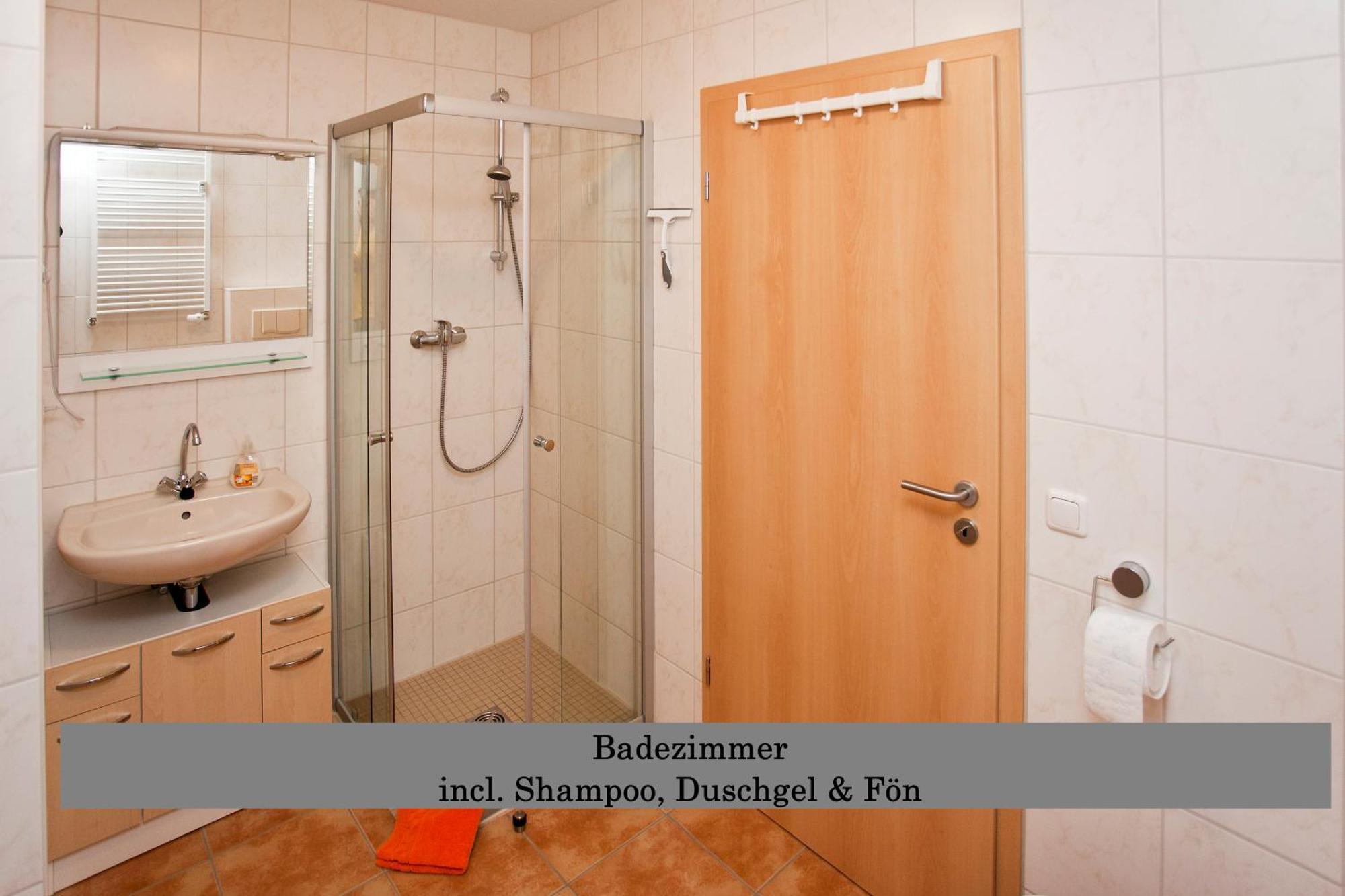 Ferienwohnung Auszeit Am Kurpark Bad Berka - Balkon - Ruhige Lage- Gratis Parkplatz & Wlan Екстериор снимка